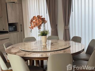 For rent 4 bedrooms house in Bang Kapi, Bangkok