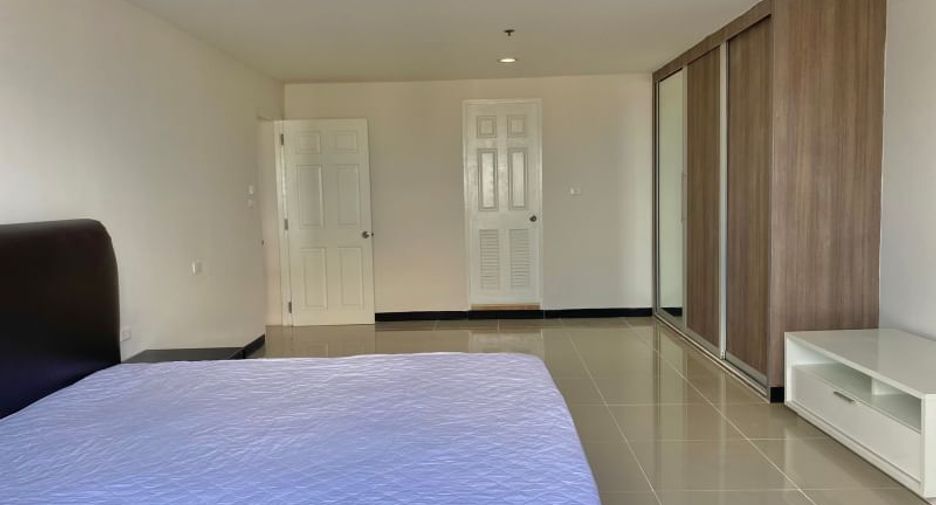For rent 2 ベッドルーム condo in Khlong Toei, Bangkok