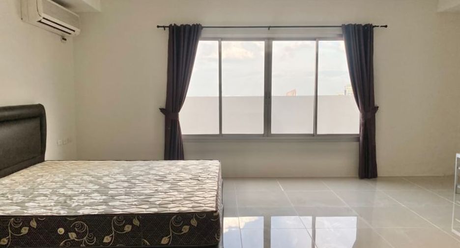 For rent 2 ベッドルーム condo in Khlong Toei, Bangkok