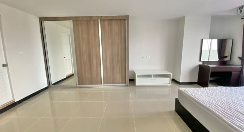 For rent 2 ベッドルーム condo in Khlong Toei, Bangkok