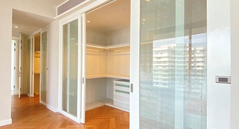 Wohnung zur Miete mit 4 Zimmer in Bang Kho Laem, Bangkok