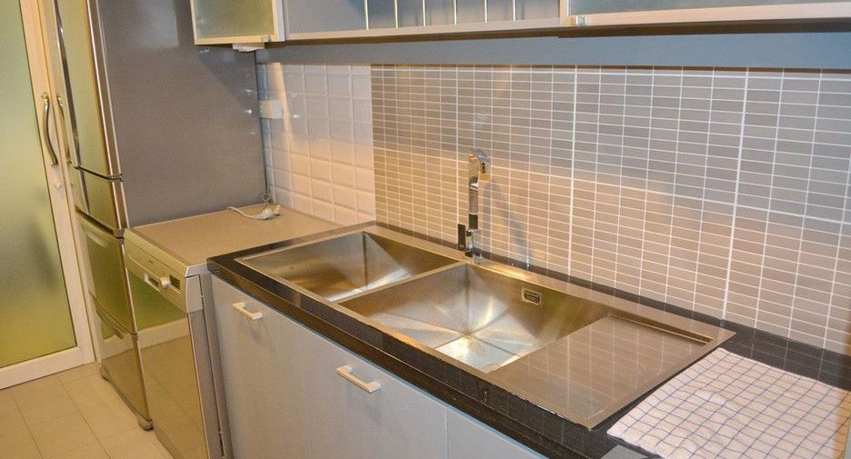 For rent 2 ベッドルーム condo in Khlong Toei, Bangkok