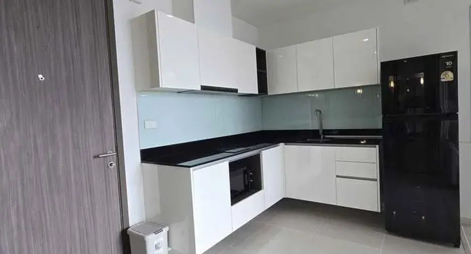 For rent 1 bed condo in Huai Khwang, Bangkok