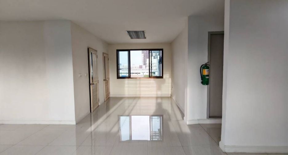 For rent office in Bang Kho Laem, Bangkok