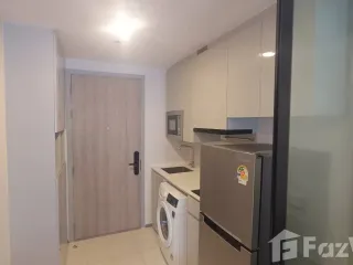 À louer studio condo à Huai Khwang, Bangkok