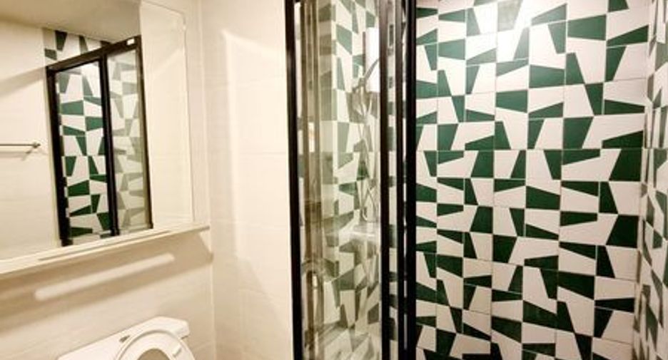For rent 1 bed condo in Khlong Toei, Bangkok