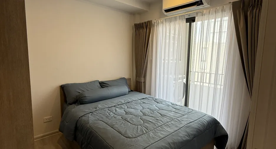 For rent 1 bed condo in Huai Khwang, Bangkok