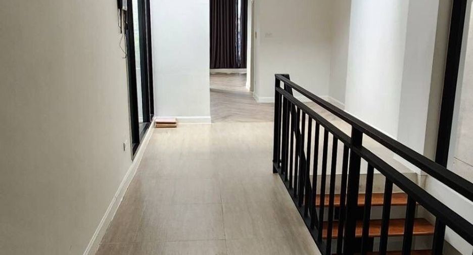 For rent 5 ベッドルーム house in Watthana, Bangkok