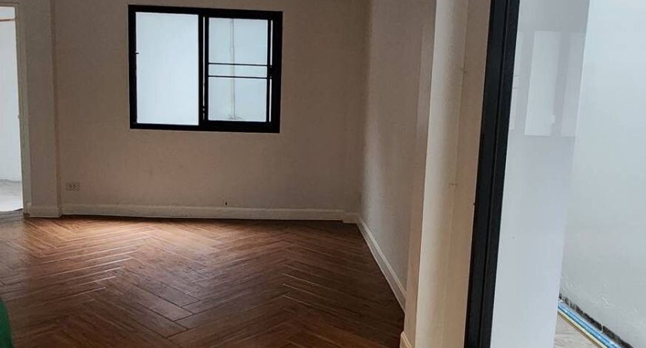 For rent 5 ベッドルーム house in Watthana, Bangkok
