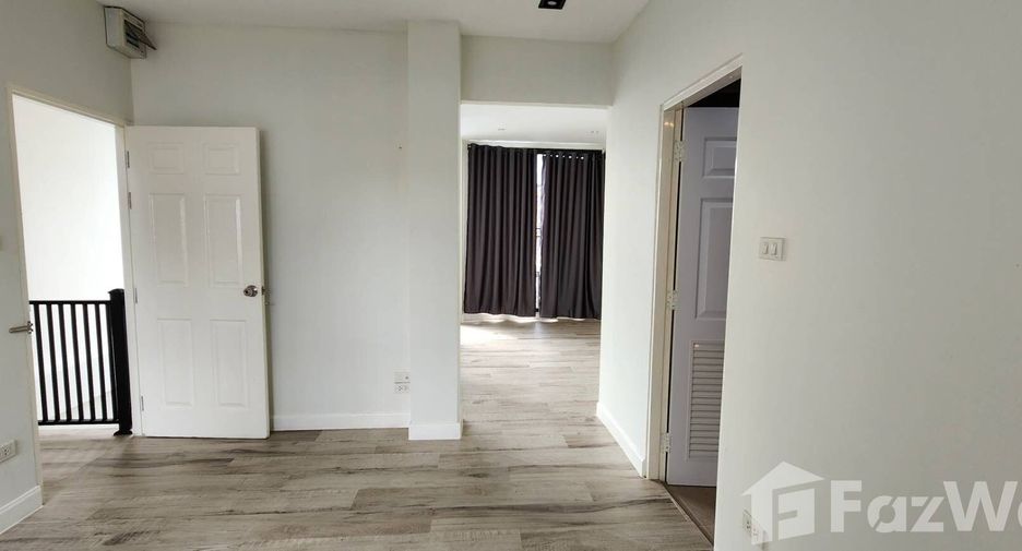 For rent 5 ベッドルーム house in Watthana, Bangkok