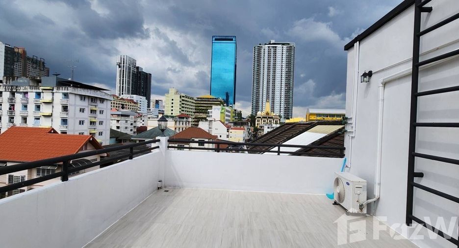 For rent 5 ベッドルーム house in Watthana, Bangkok