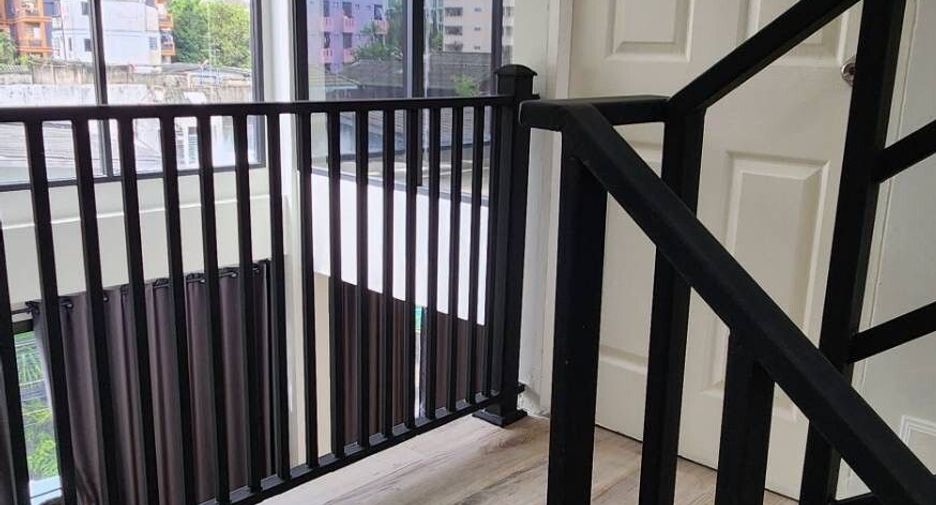 For rent 5 ベッドルーム house in Watthana, Bangkok