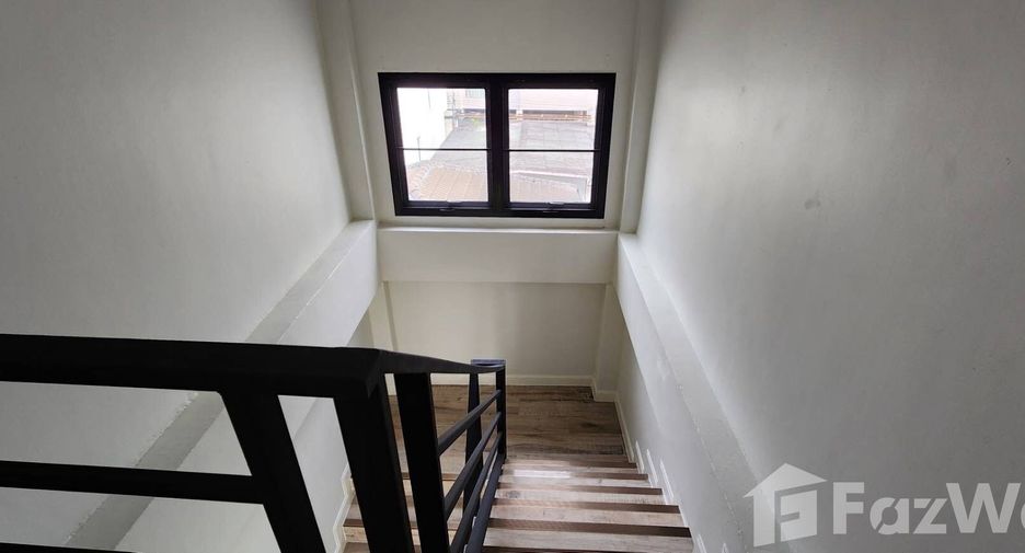 For rent 5 ベッドルーム house in Watthana, Bangkok