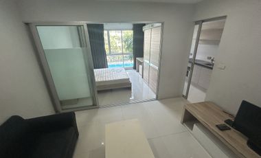 Wohnung zur Miete mit 1 Zimmer in Phra Khanong, Bangkok