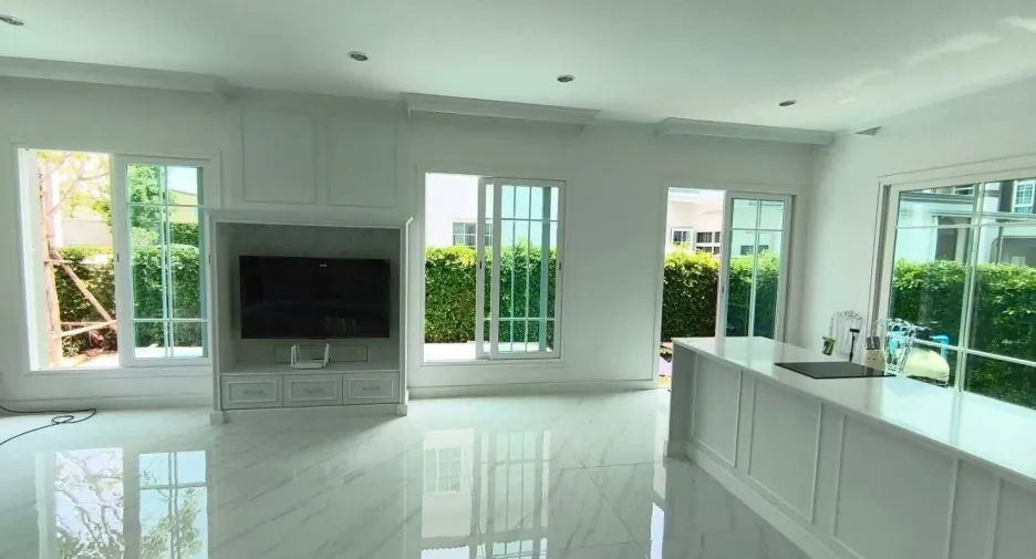 For rent 4 bedrooms house in Bang Phli, Samut Prakan