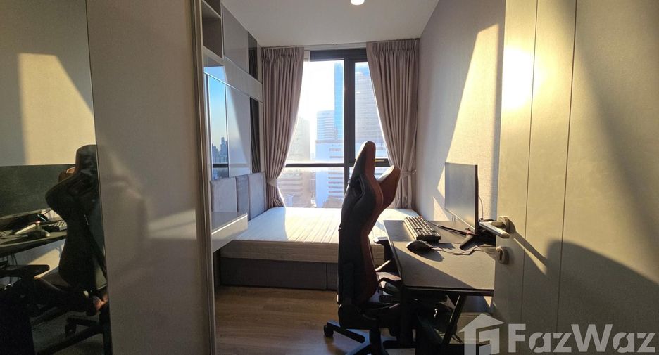 For rent 2 bedrooms condo in Khlong Toei, Bangkok