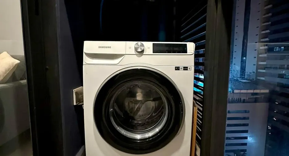 Wohnung zur Miete mit 1 Zimmer in Huai Khwang, Bangkok
