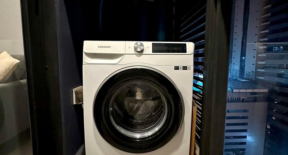 For rent 1 bed condo in Huai Khwang, Bangkok