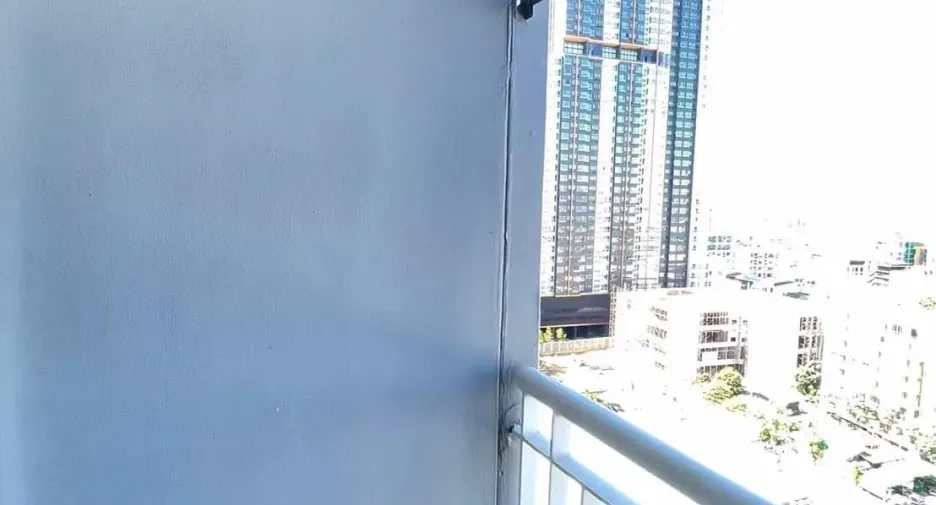 For rent 1 bed condo in Huai Khwang, Bangkok