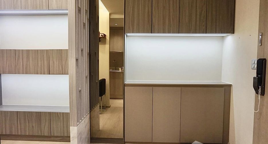 For rent 1 bed condo in Khlong Toei, Bangkok