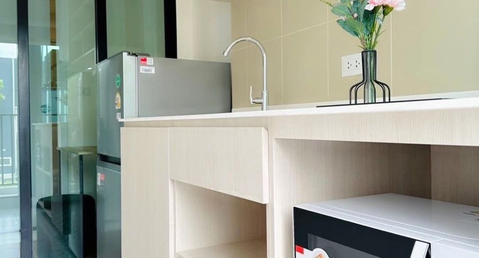 Wohnung zur Miete mit 1 Zimmer in Wang Thonglang, Bangkok