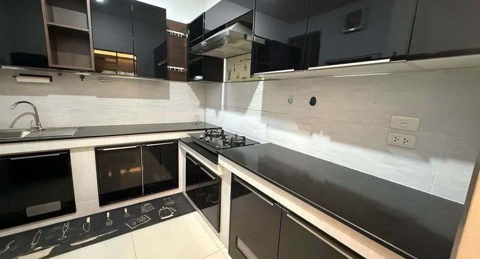 For rent 4 bedrooms house in Prawet, Bangkok