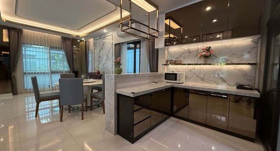 For rent 4 bedrooms house in Prawet, Bangkok