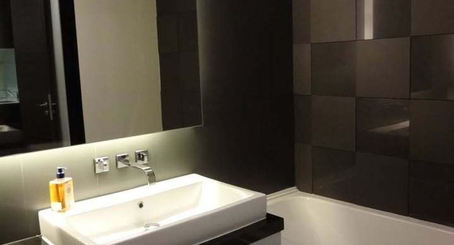 For rent 1 bed condo in Huai Khwang, Bangkok