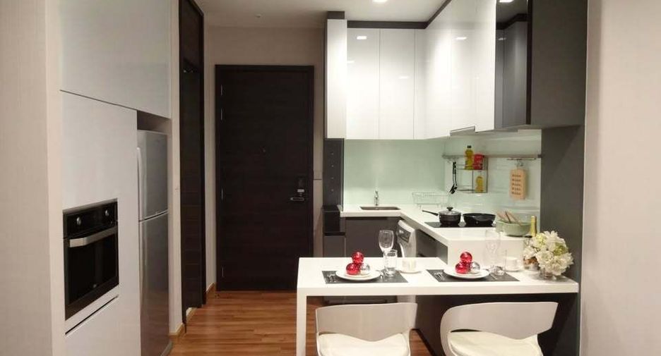 For rent 1 bed condo in Huai Khwang, Bangkok