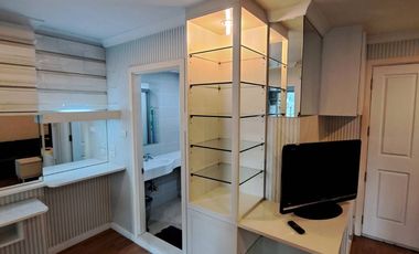 Condo en alquiler de 1 habitaciones en Huai Khwang, Bangkok