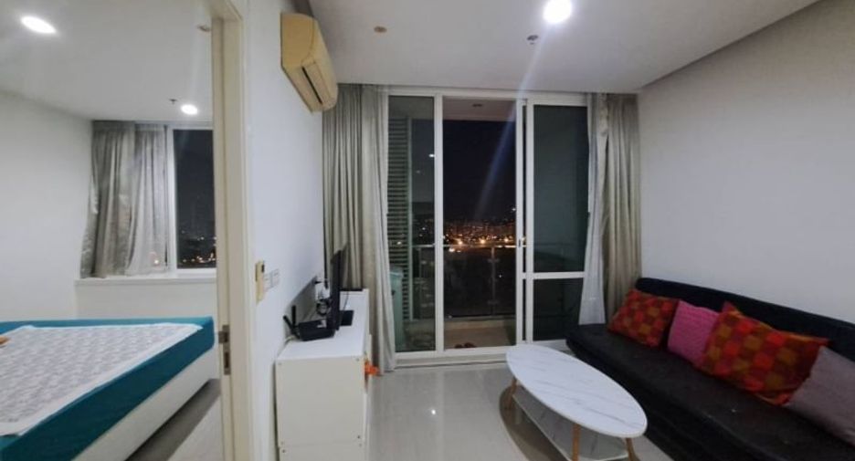 For rent 1 bed condo in Huai Khwang, Bangkok