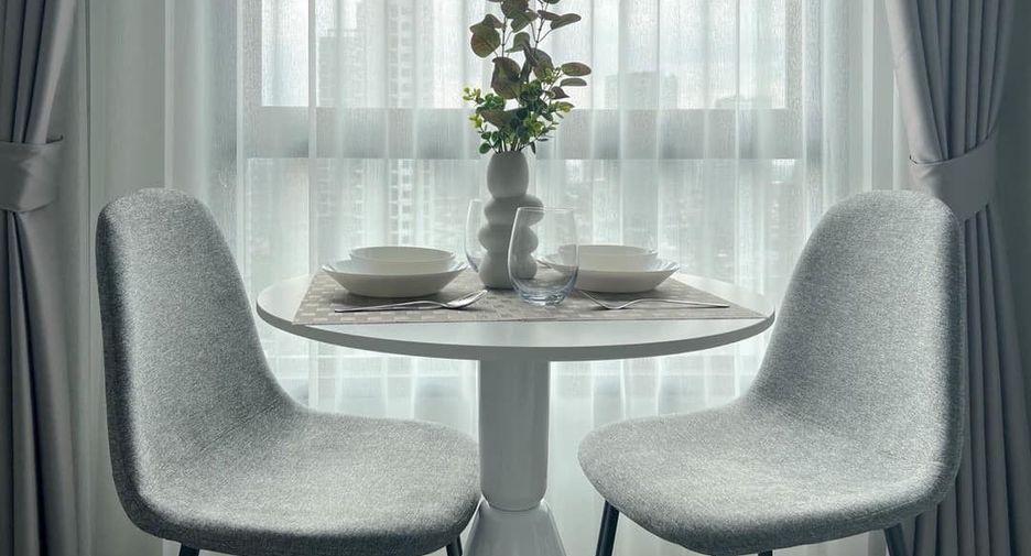 For rent スタジオ condo in Chom Thong, Bangkok