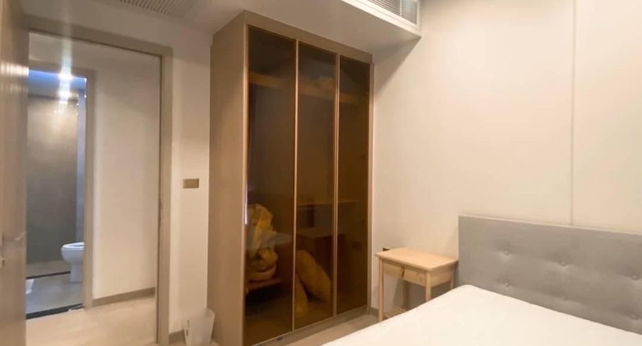 For rent 2 bedrooms condo in Huai Khwang, Bangkok