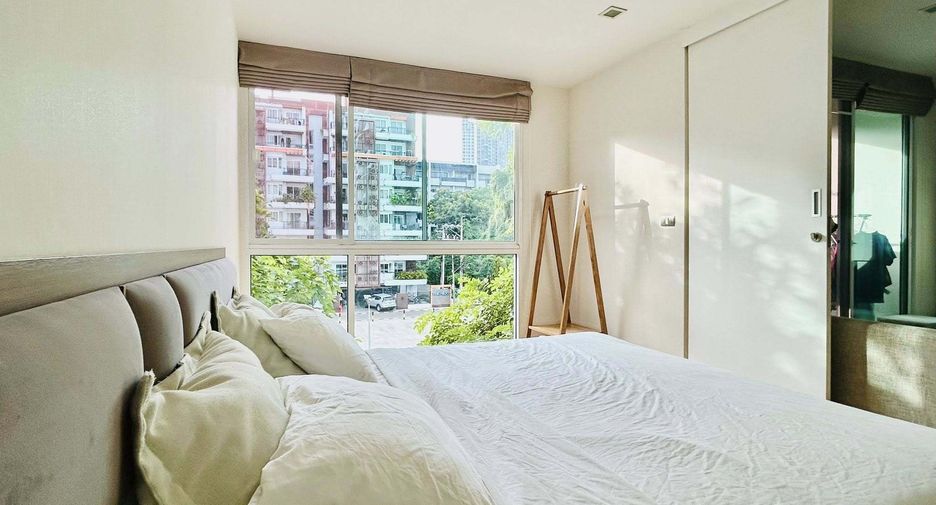 For rent 1 bed condo in Phra Khanong, Bangkok