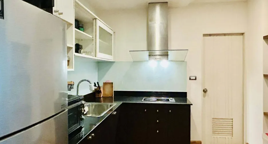 For rent 1 bed condo in Phra Khanong, Bangkok