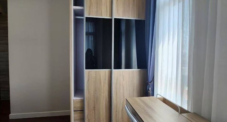 Wohnung zur Miete mit 2 Zimmer in Phra Khanong, Bangkok