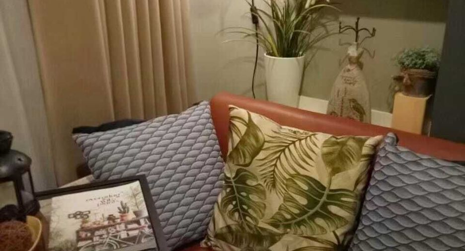 For rent 1 bed condo in Huai Khwang, Bangkok
