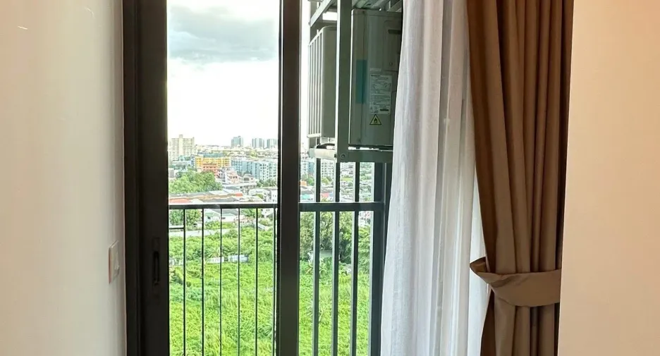 Condo en alquiler de 1 habitaciones en Khlong Toei, Bangkok