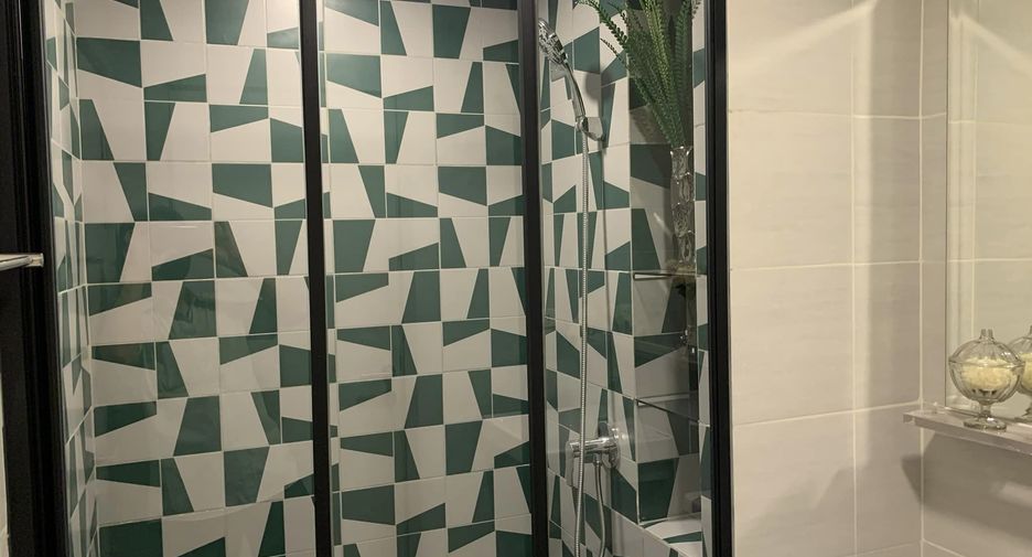 For rent 1 bed condo in Khlong Toei, Bangkok