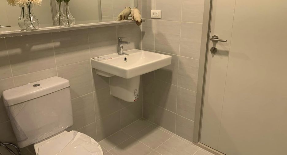 For rent 1 bed condo in Khlong Toei, Bangkok