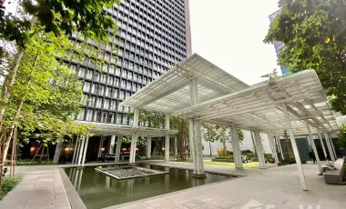For rent 2 bedrooms condo in Pathum Wan, Bangkok