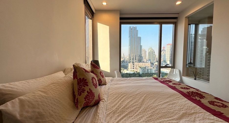 Condo en alquiler de 2 habitaciones en Khlong Toei, Bangkok