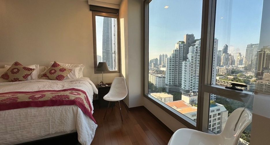 Condo en alquiler de 2 habitaciones en Khlong Toei, Bangkok