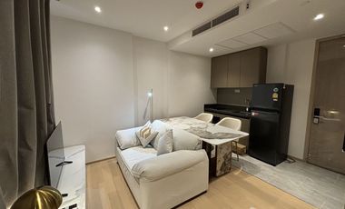 For rent 1 bed condo in Huai Khwang, Bangkok