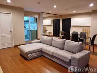 For rent 3 bedrooms condo in Huai Khwang, Bangkok