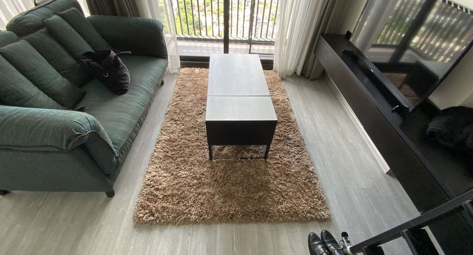 For rent 1 bed condo in Phra Khanong, Bangkok