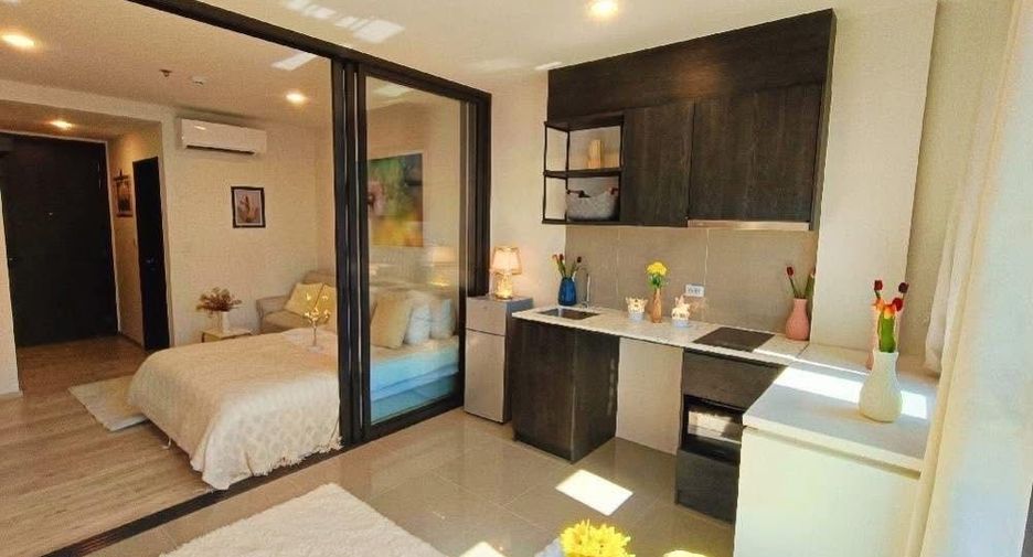 Condo en alquiler de 1 habitaciones en Huai Khwang, Bangkok