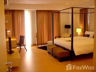 For rent 2 bedrooms apartment in Watthana, Bangkok