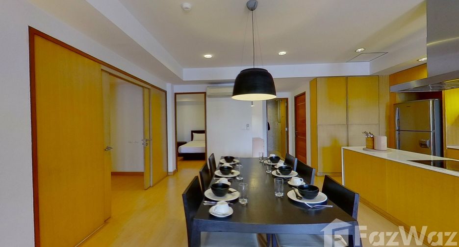 For rent 2 bedrooms apartment in Watthana, Bangkok