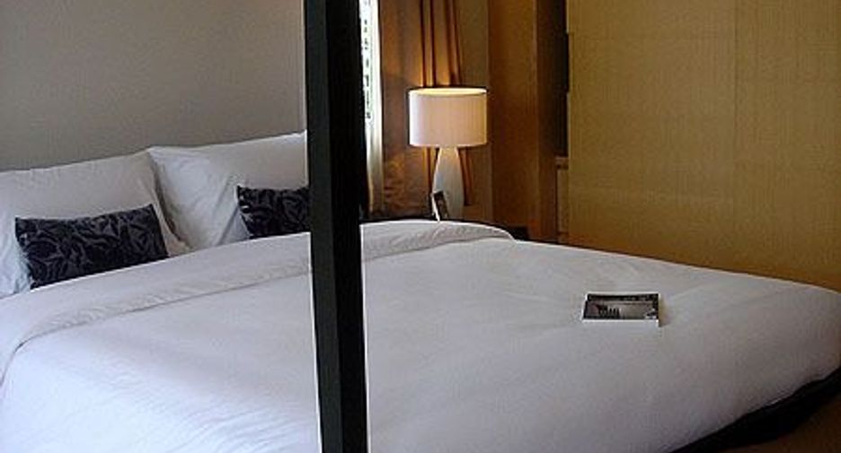 For rent 2 bedrooms apartment in Watthana, Bangkok
